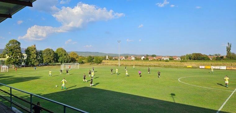 Treća ŽNL BPŽ Zapad: Slavija iz Starog Petrovog Sela je osmicom pokazala moć na otvaranju