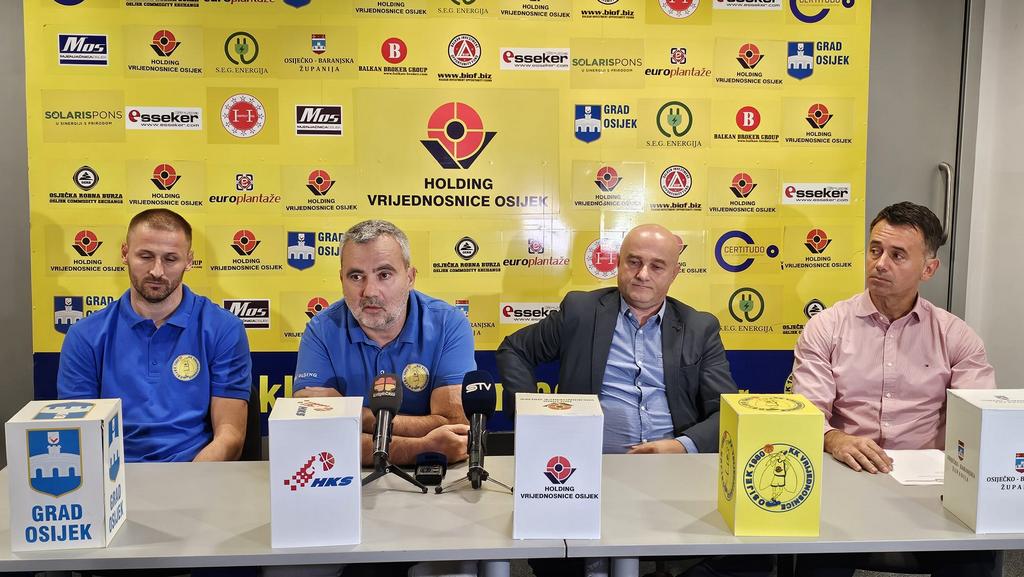 Brokeri večeras otvaraju novu sezonu Premijer lige